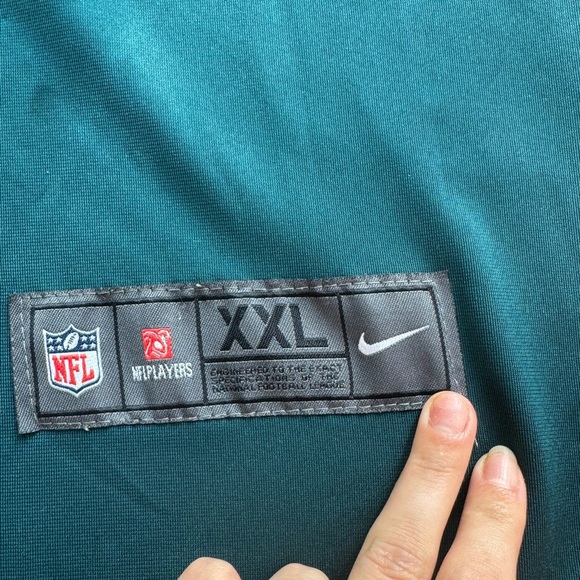 Philadelphia Eagles NFL XXL Carson Wentz - Women or Men’s Jersey - Picture 2 of 12
